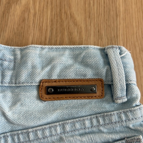 Burberry Brit Denim Bermuda Shorts size 4yrs - Picture 7 of 8